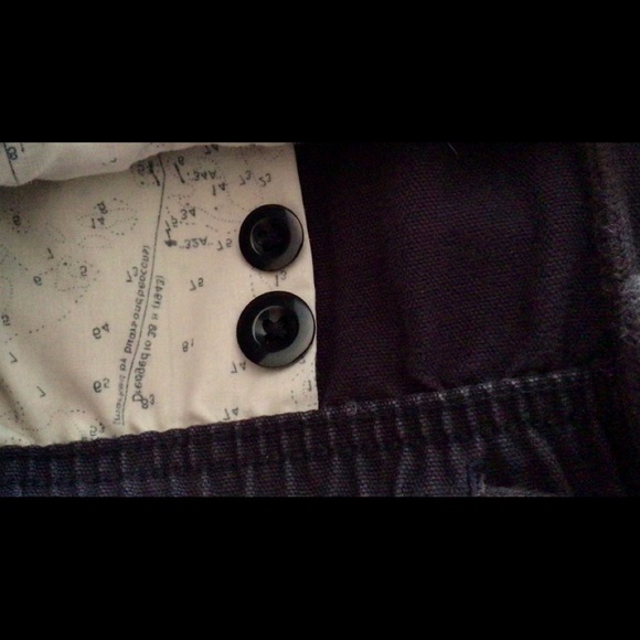 Lands End shorts, inner tie, outer button & zipper - Picture 7 of 14